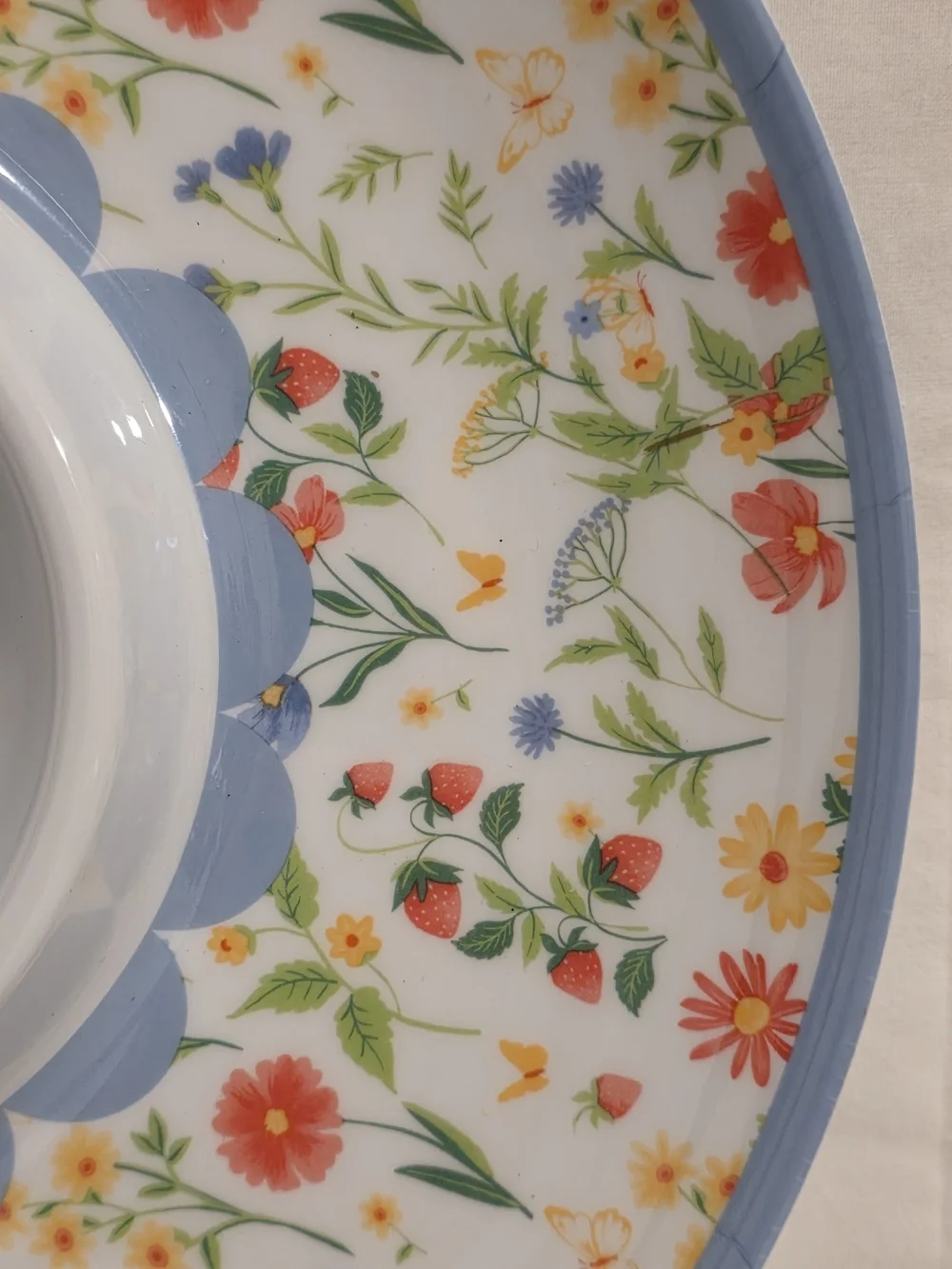 New Dolly Parton Chip & Dip Round Party Tray 12